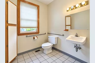 1 Grove Avenue, East Providence, RI 02914 - Photo 8