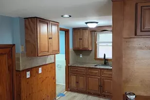 35 Spicer St, Providence, RI 02905 - Photo 2