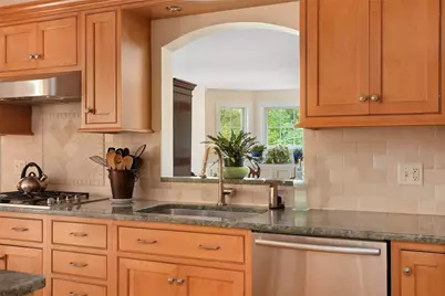 419 Nayatt Road, Barrington, RI 02806 - Photo 10