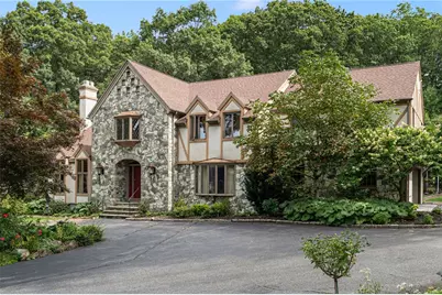 2 Lancers Lane, Lincoln, RI 02865 - Photo 2