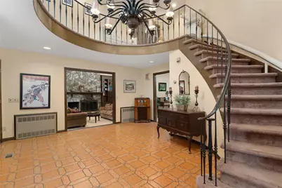 2 Lancers Lane, Lincoln, RI 02865 - Photo 4