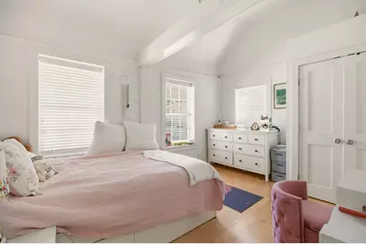 5 Division Street, Newport, RI 02840 - Photo 16