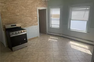 1172 N Main St, Providence, RI 02906 - Photo 10