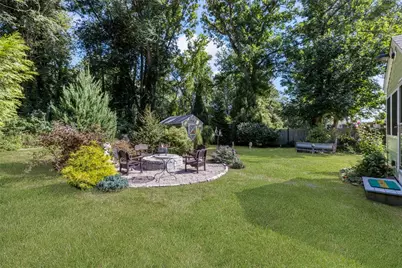 20 Samuel Rodman Street, South Kingstown, RI 02879 - Photo 14