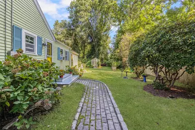 20 Samuel Rodman Street, South Kingstown, RI 02879 - Photo 6