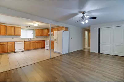 499 Farmington Avenue, Cranston, RI 02920 - Photo 2