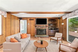 33 Old Oak Dr, Warwick, RI 02886 - Photo 24