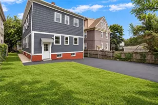 113 11th St, Providence, RI 02906 - Photo 26