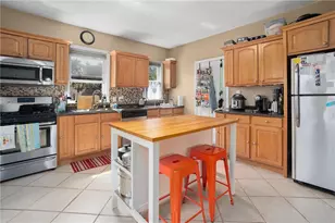 113 11th St, Providence, RI 02906 - Photo 20