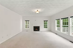 394 Westmoreland Ln, North Kingstown, RI 02874 - Photo 4