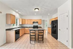 394 Westmoreland Ln, North Kingstown, RI 02874 - Photo 12