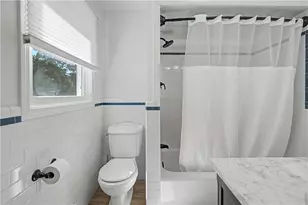 210 Wildflower Dr, Cranston, RI 02921 - Photo 20