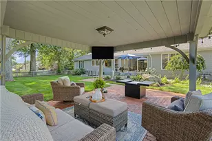 210 Wildflower Dr, Cranston, RI 02921 - Photo 40