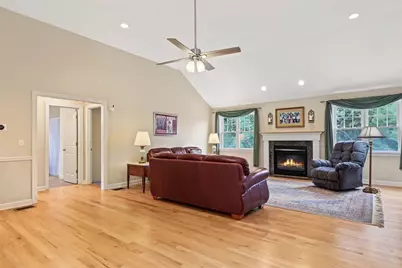 23 Valley Stream Drive, Cumberland, RI 02864 - Photo 6