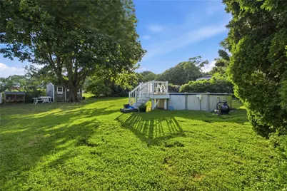 11 Linda Avenue, Portsmouth, RI 02871 - Photo 4