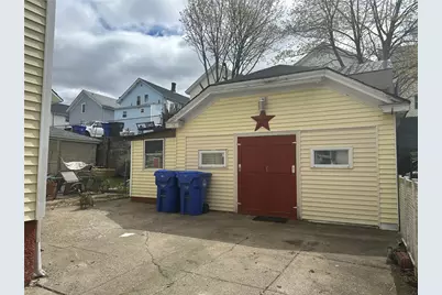 40 Butler Avenue, Central Falls, RI 02863 - Photo 24