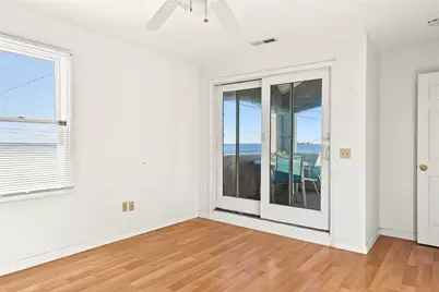 29 Glenwood Avenue, Narragansett, RI 02882 - Photo 24