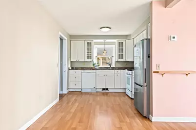 29 Glenwood Avenue, Narragansett, RI 02882 - Photo 14
