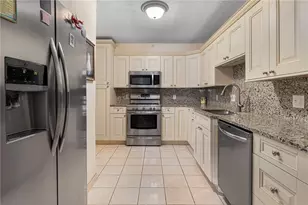 200 Hoffman Ave, Cranston, RI 02920 - Photo 14