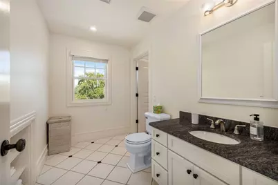 303 Howland Avenue, Middletown, RI 02842 - Photo 24