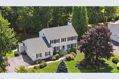 38 Lindsay Lane, Cranston, RI 02921 - Photo 2