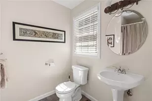 38 Lindsay Ln, Cranston, RI 02921 - Photo 26