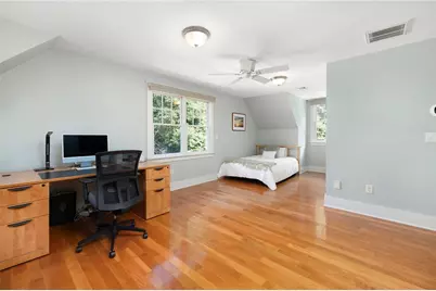 26 Thayer Avenue, Narragansett, RI 02882 - Photo 20