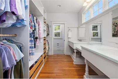26 Thayer Avenue, Narragansett, RI 02882 - Photo 16
