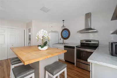 56 Fort Avenue, Cranston, RI 02905 - Photo 14