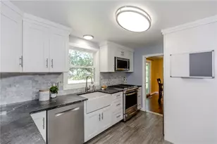 116 Heritage Rd, North Kingstown, RI 02852 - Photo 6