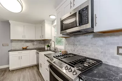 116 Heritage Road, North Kingstown, RI 02852 - Photo 8