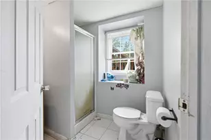 71 Clemence St, Cranston, RI 02920 - Photo 6