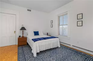 15 John St, Bristol, RI 02809 - Photo 16