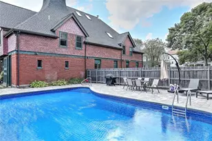 8 Slocum St, Providence, RI 02909 - Photo 38