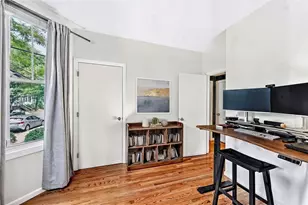 8 Slocum St, Providence, RI 02909 - Photo 32