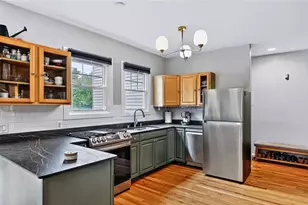 8 Slocum St, Providence, RI 02909 - Photo 10