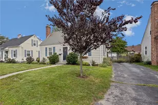 36 Becker Ave, East Providence, RI 02915 - Photo 28
