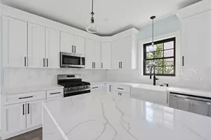 38 Ashburne St, Pawtucket, RI 02861 - Photo 8
