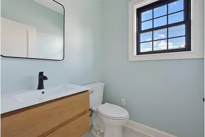 38 Ashburne Street, Pawtucket, RI 02861 - Photo 14