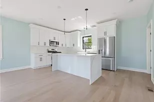 38 Ashburne St, Pawtucket, RI 02861 - Photo 10
