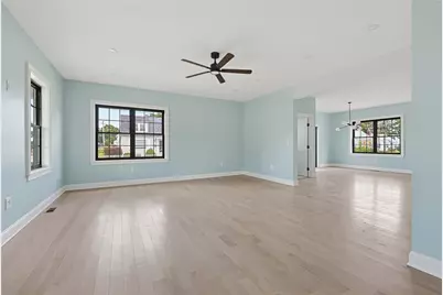 38 Ashburne Street, Pawtucket, RI 02861 - Photo 20