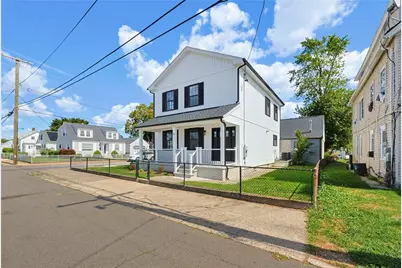 38 Ashburne Street, Pawtucket, RI 02861 - Photo 2