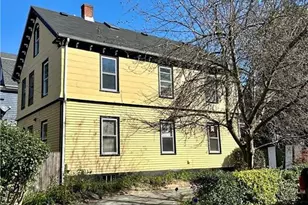 26 Calvert St, Newport, RI 02840 - Photo 2