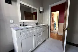 26 Calvert St, Newport, RI 02840 - Photo 22