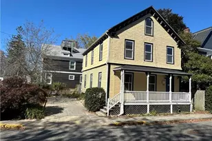 26 Calvert St, Newport, RI 02840 - Photo 1
