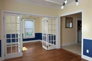 26 Calvert St, Newport, RI 02840 - Photo 6