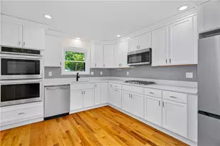 6 Acacia Ct, Coventry, RI 02816 - Photo 6