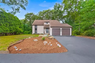 6 Acacia Court, Coventry, RI 02816 - Photo 2