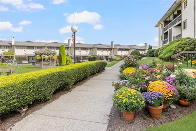 400 Narragansett Parkway #West A 11, Warwick, RI 02888 - Photo 32