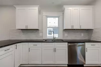41 Wellesley Avenue, North Providence, RI 02911 - Photo 16